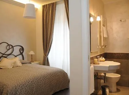 Alojamento de Acomodação e Pequeno-almoço Relais De L'opera Roma