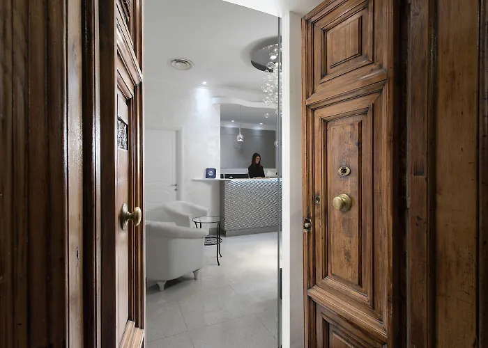 Relais De L'opera 4*